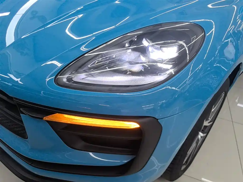 Porsche Macan 2023 Macan T 2.0T фото 24