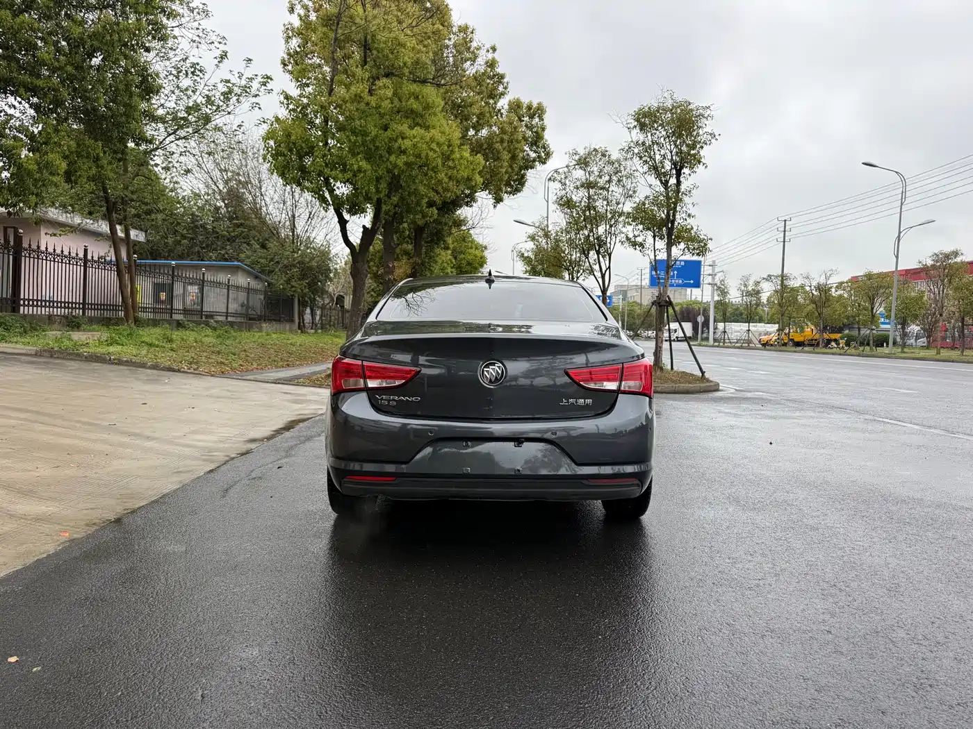 Buick Verano 2018 Sedan 15S Automatic Leading фото 6