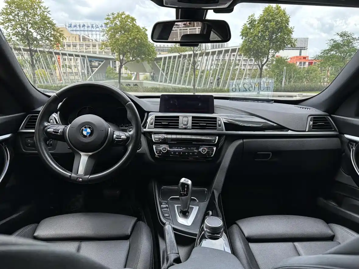 BMW 3 Series GT 2019 320i M Sport Package фото 7
