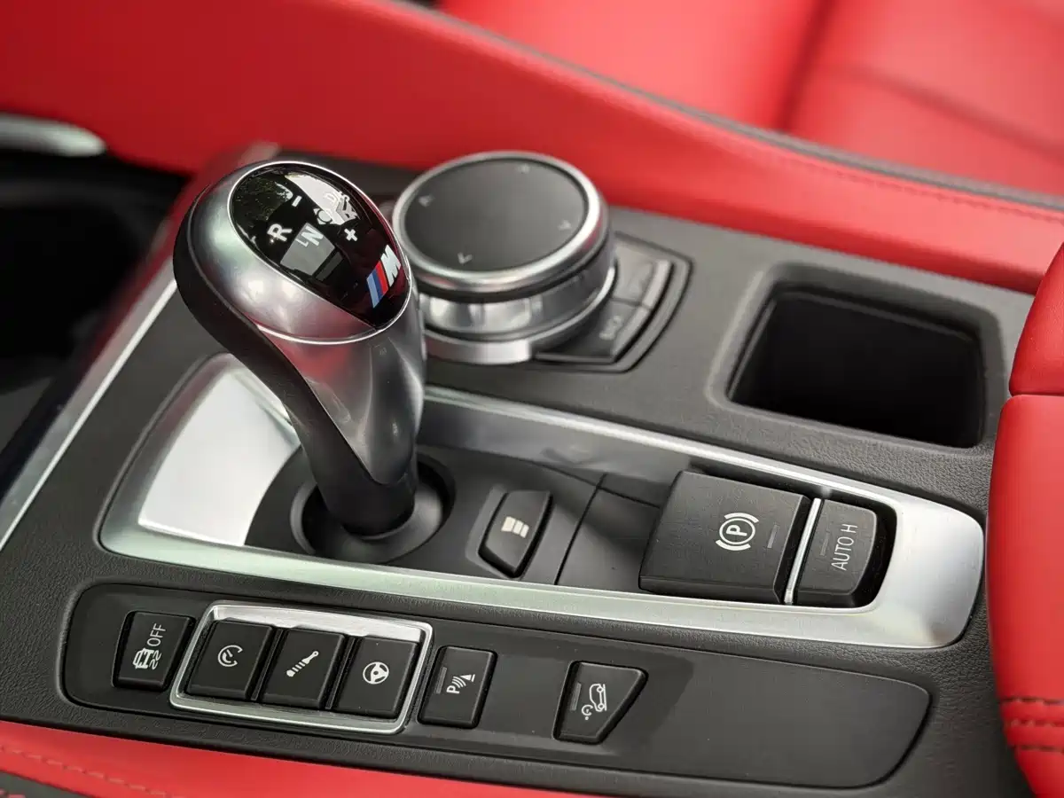 BMW X5 M 2015 X5 M фото 11