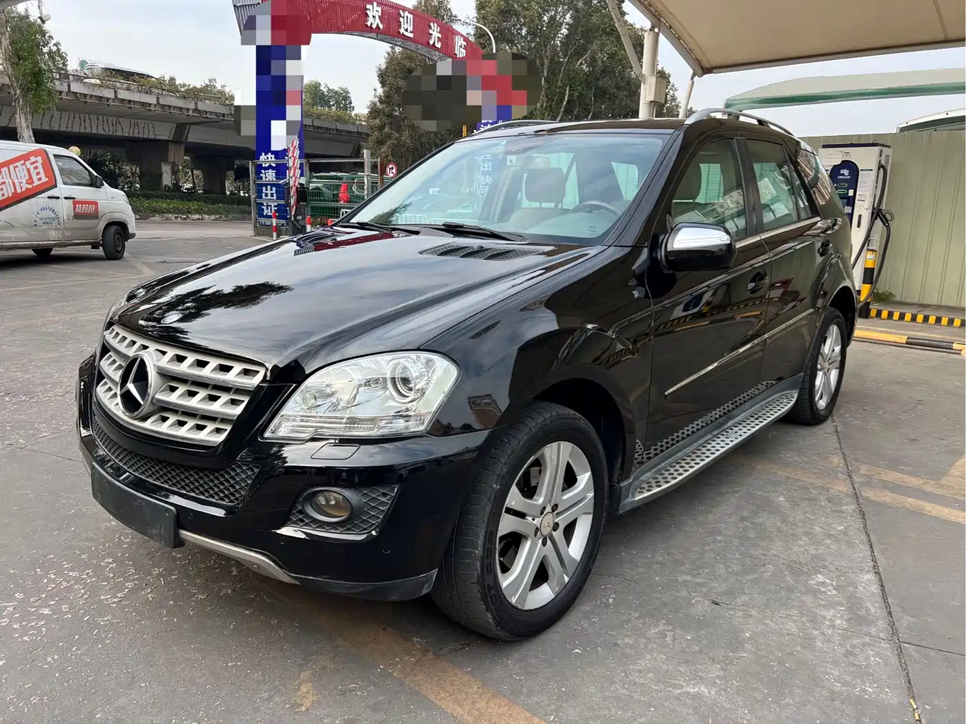 Mercedes-Benz M-Class 2010 ML 350 4MATIC Luxury