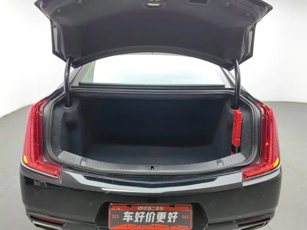 Photo 16 - Cadillac XTS