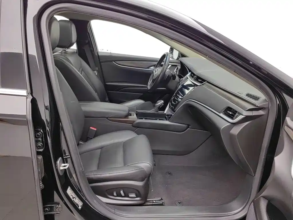 Photo 23 - Cadillac XTS