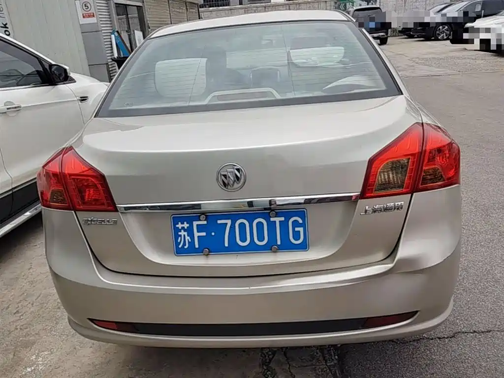 Buick Excelle 2013 1.5L Automatic Classic фото 10