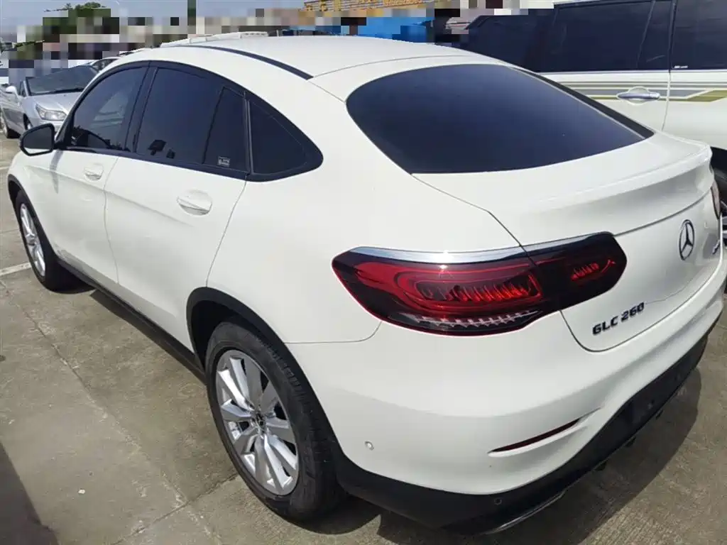 Mercedes-Benz GLC Coupe 2021 GLC 260 4MATIC Coupe SUV фото 5