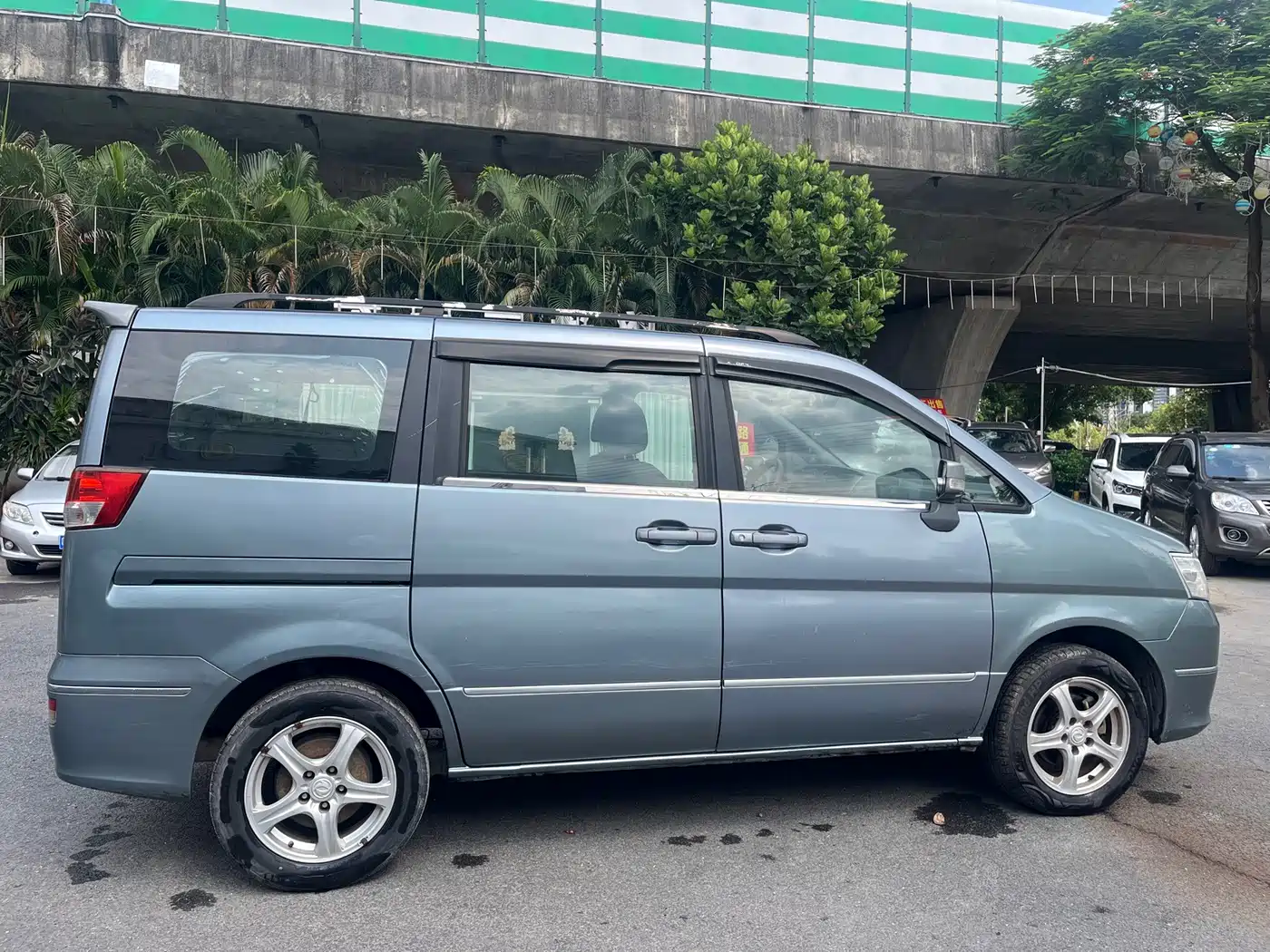 Dongfeng ZNA Shuaike 2013 2011 1.6L Manual Comfort 7-seater