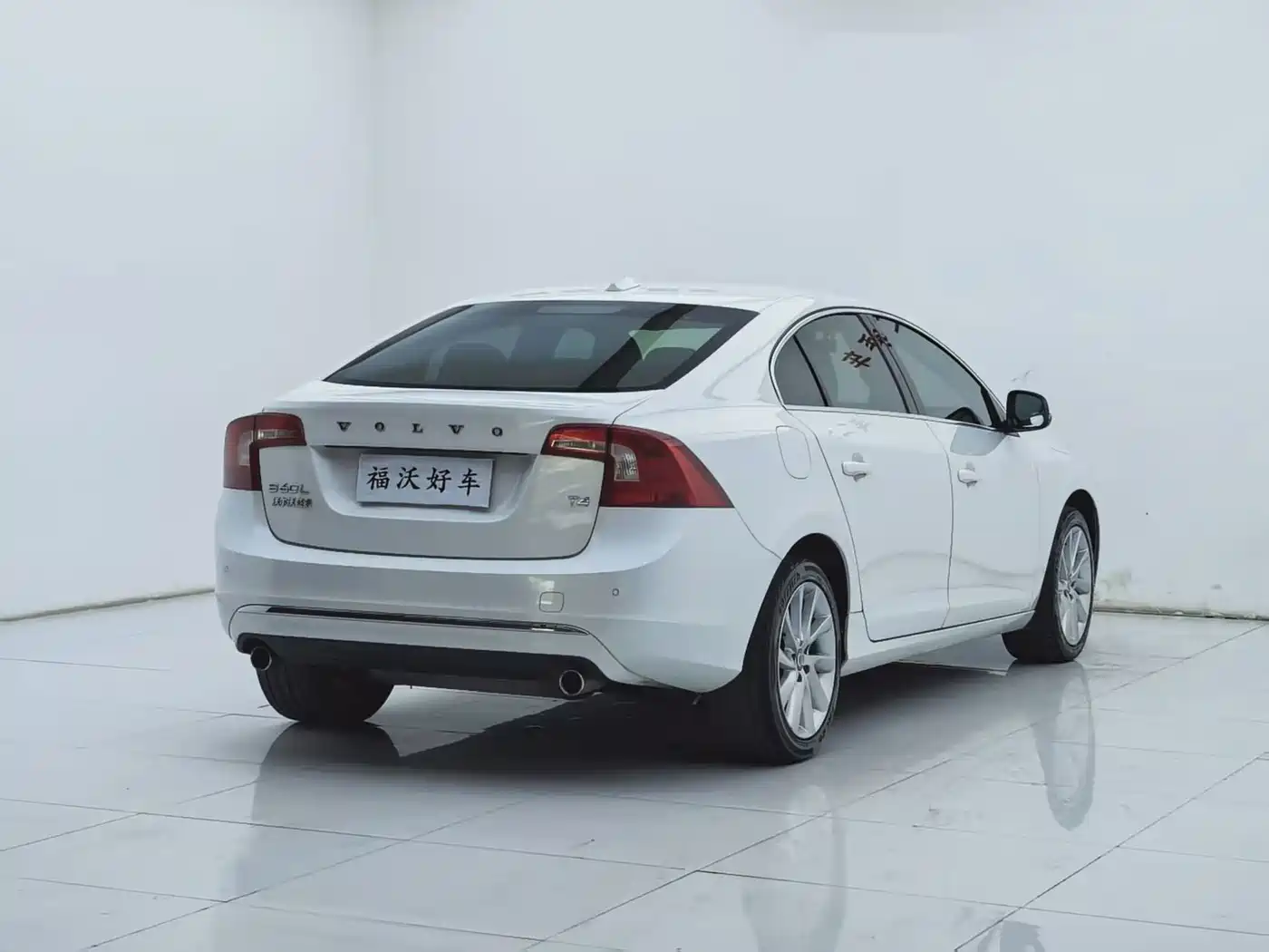 Фото 29 - Volvo S60