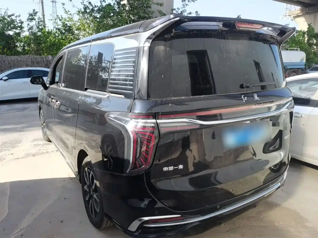 Hongqi HQ9 2023 2.0T Smart Connect Flag Enjoy Edition фото 5