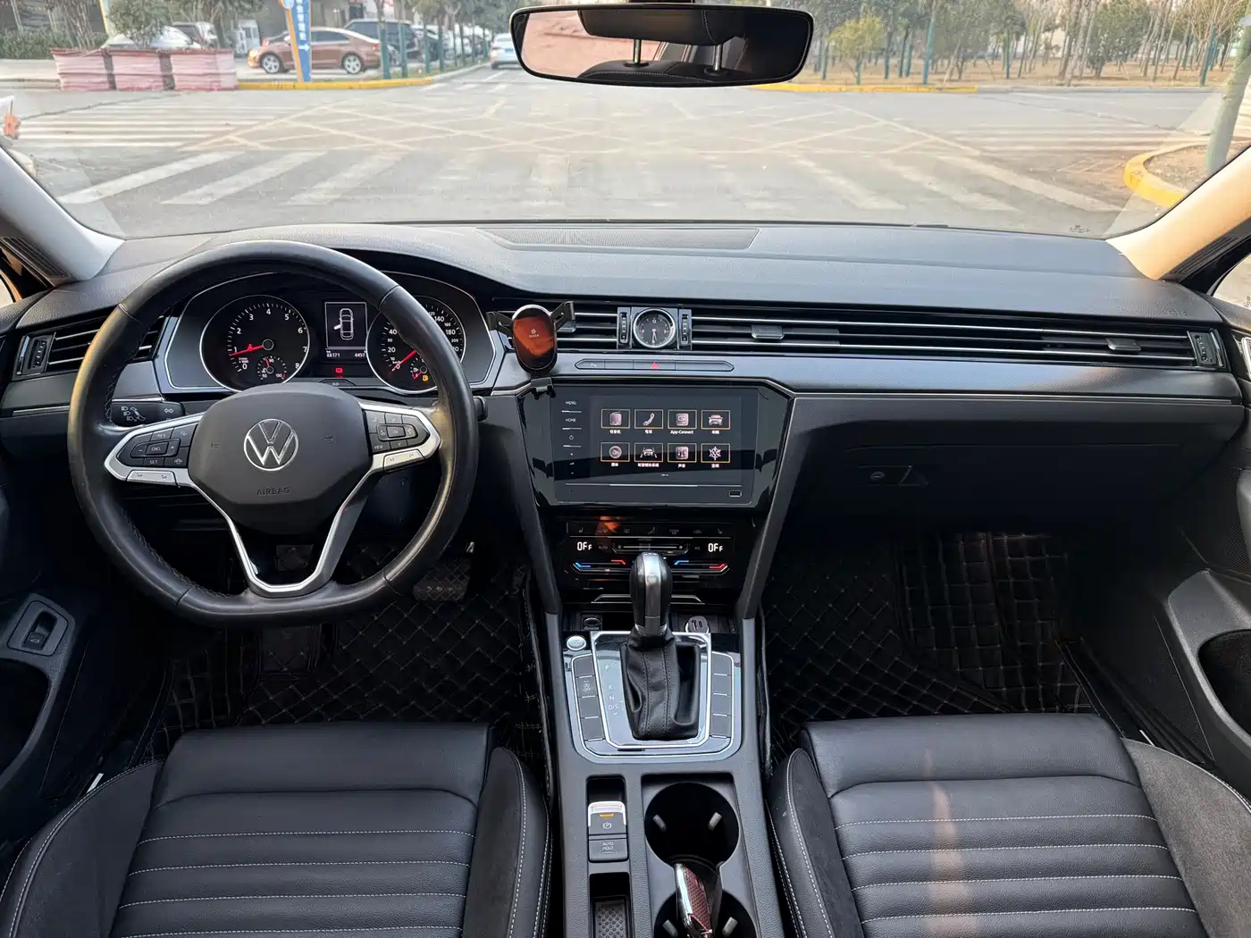 Volkswagen Magotan 2020 330TSI DSG Leading фото 7