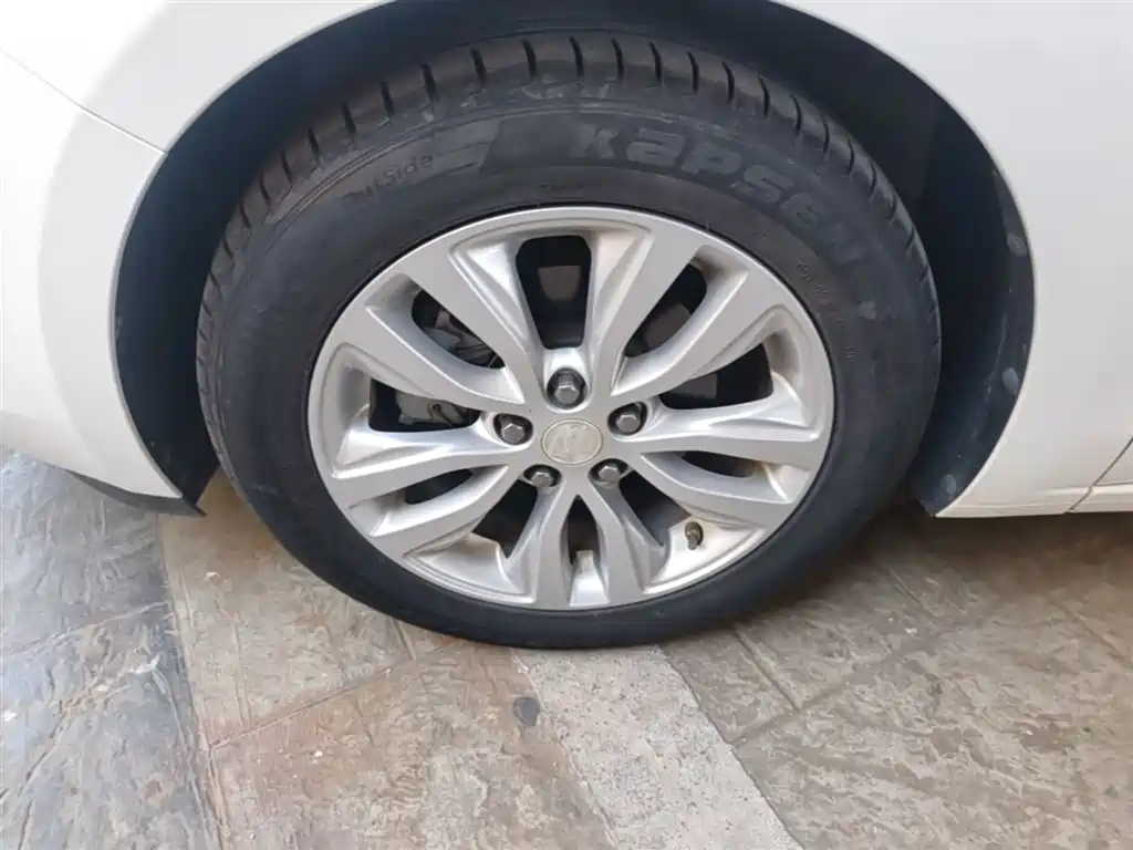 Buick Excelle 2021 Exemplar 1.5L Auto Progressive фото 23