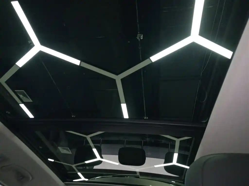Volkswagen Tayron GTE Plug-in Hybrid 2020 Model 1.4T Luxury фото 17