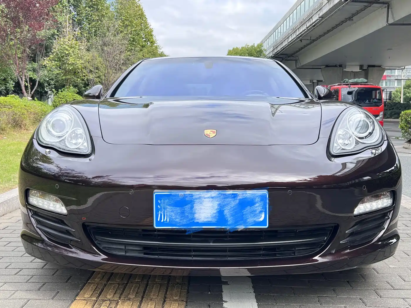 Porsche Panamera 2010 Panamera 4 3.6L фото 2