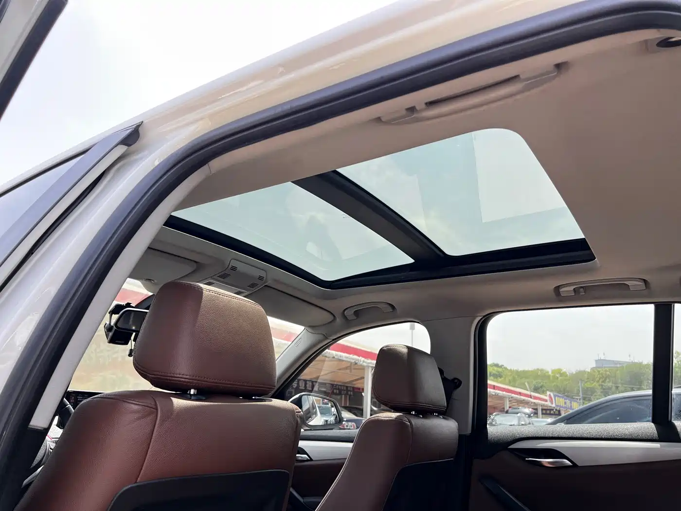 BMW X1 2015 Model sDrive18i Fashion Advanced Edition фото 12