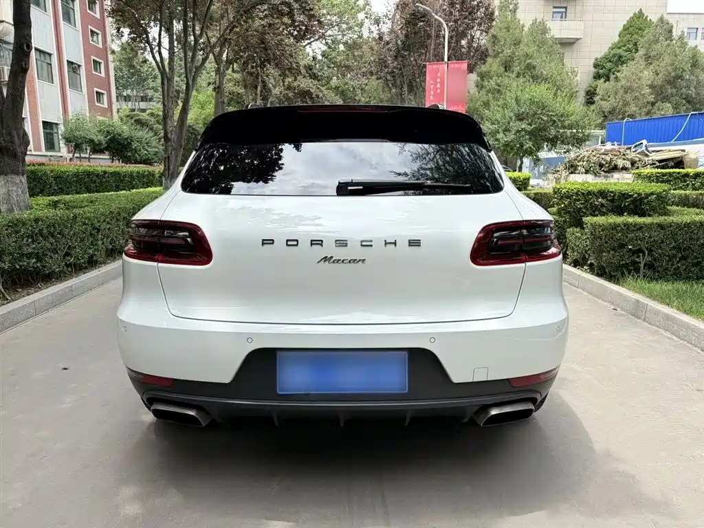 Porsche Macan 2017 Macan 2.0T фото 11