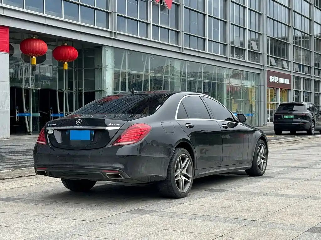 Фото 4 - Mercedes-Benz S-Class