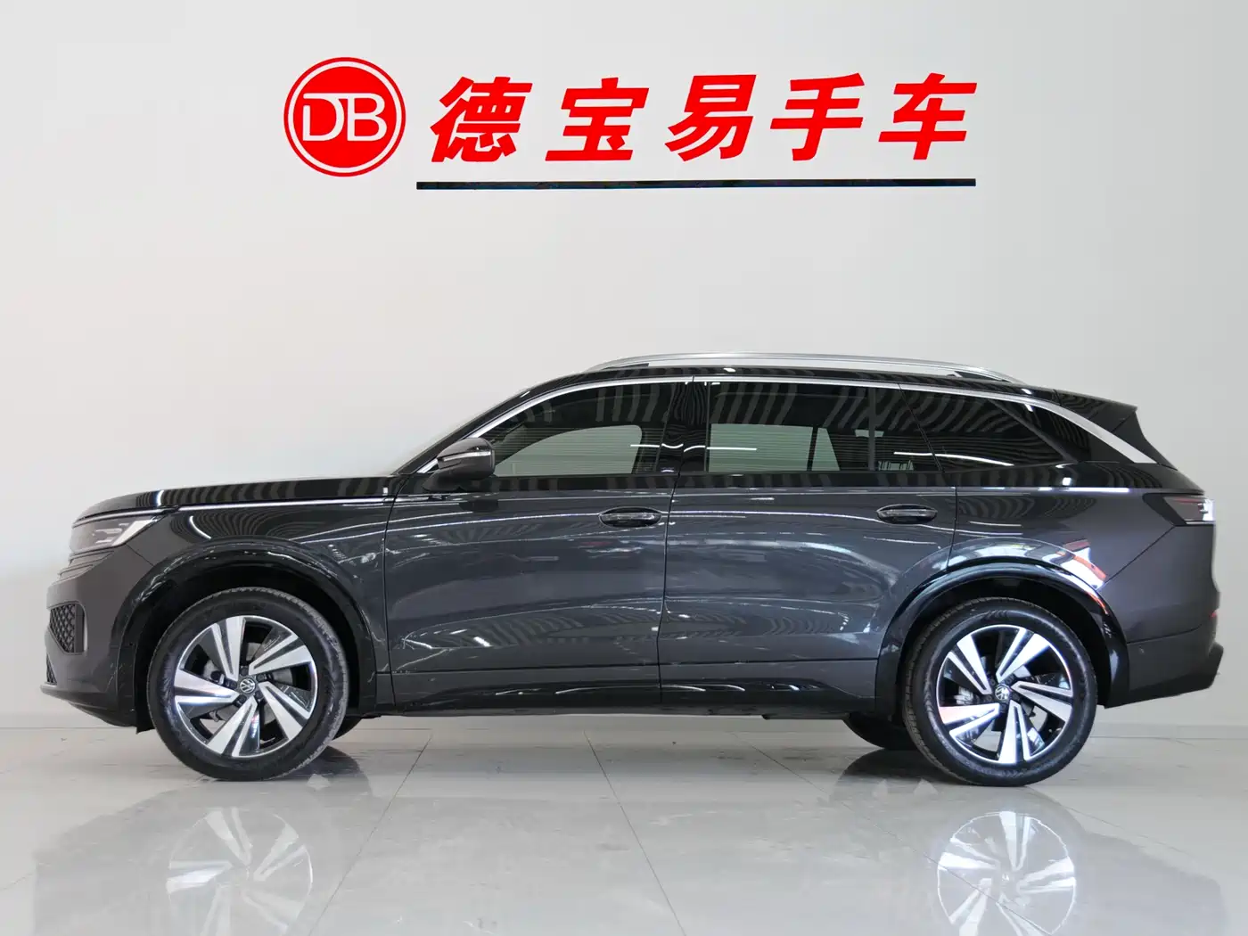 Volkswagen Talagon 2024 380TSI 4WD R-Line Touring фото 3