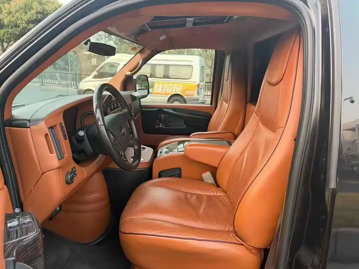 GMC Savana 2014 2014 6.0L G1500L Leader Class