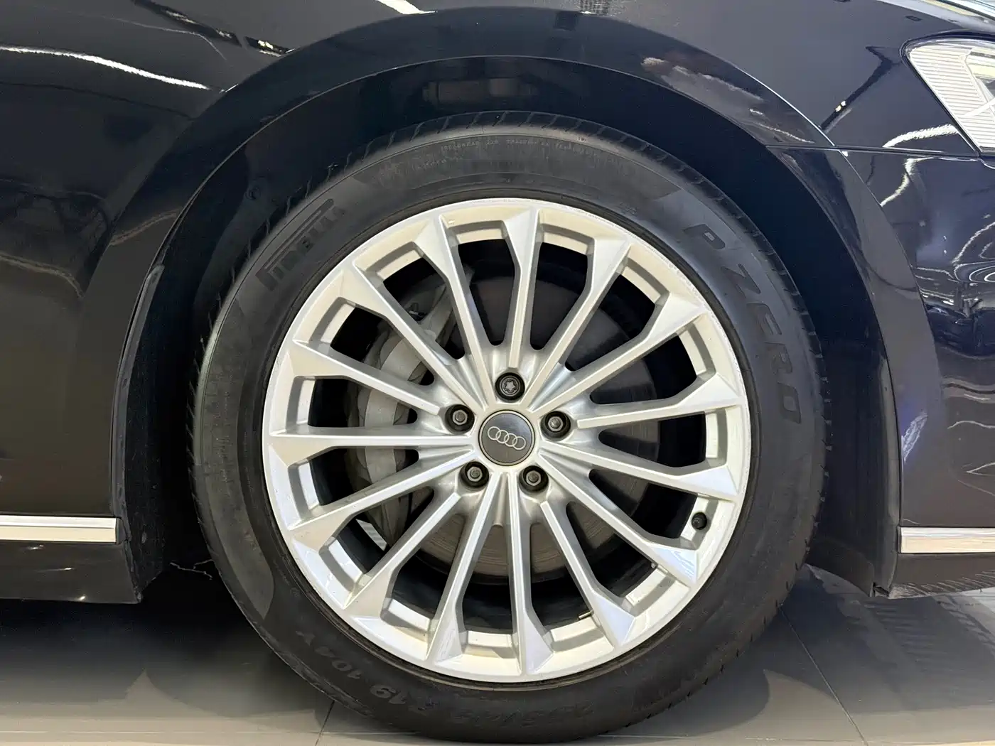Audi A8 2019 Plus A8L 50 TFSI quattro Comfort фото 17