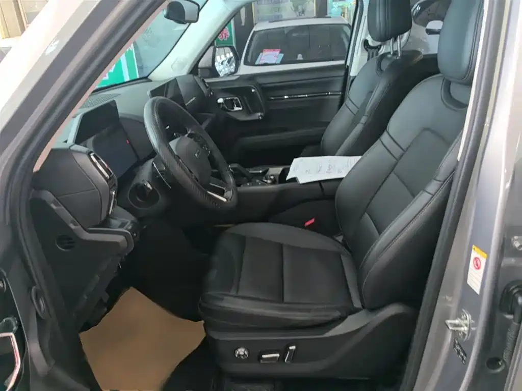 Haval Da Gou 2nd Gen 2023 2.0T AWD Wild Adventure Plus фото 15