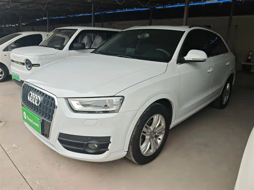 Audi Q3 2015 35 TFSI quattro Technology