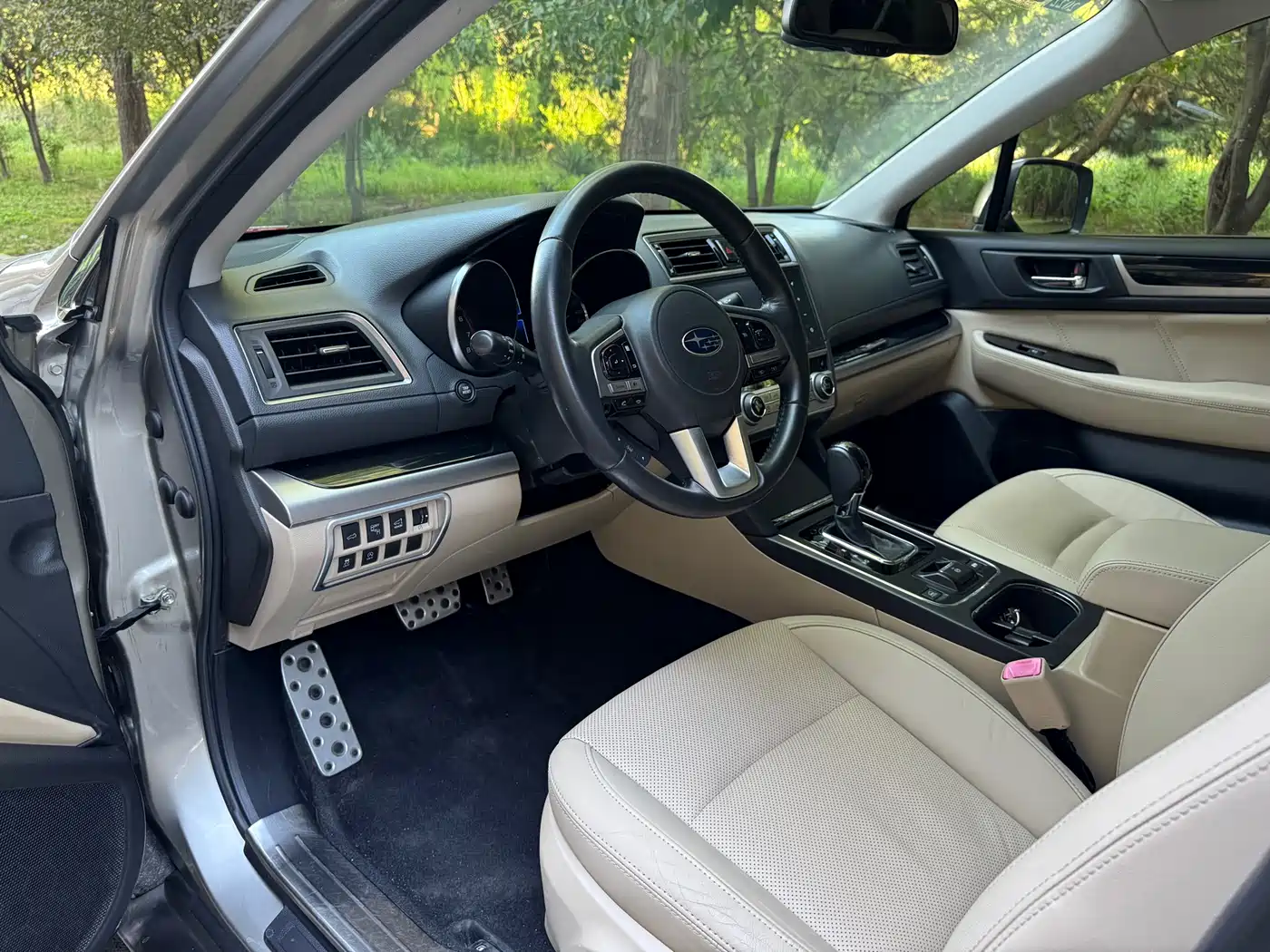 Subaru Outback 2016 2.5i Sport Navigation Edition фото 6