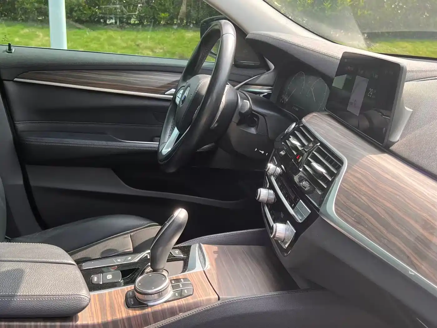 BMW 6 Series GT 2019 630i Luxury Design Package фото 16