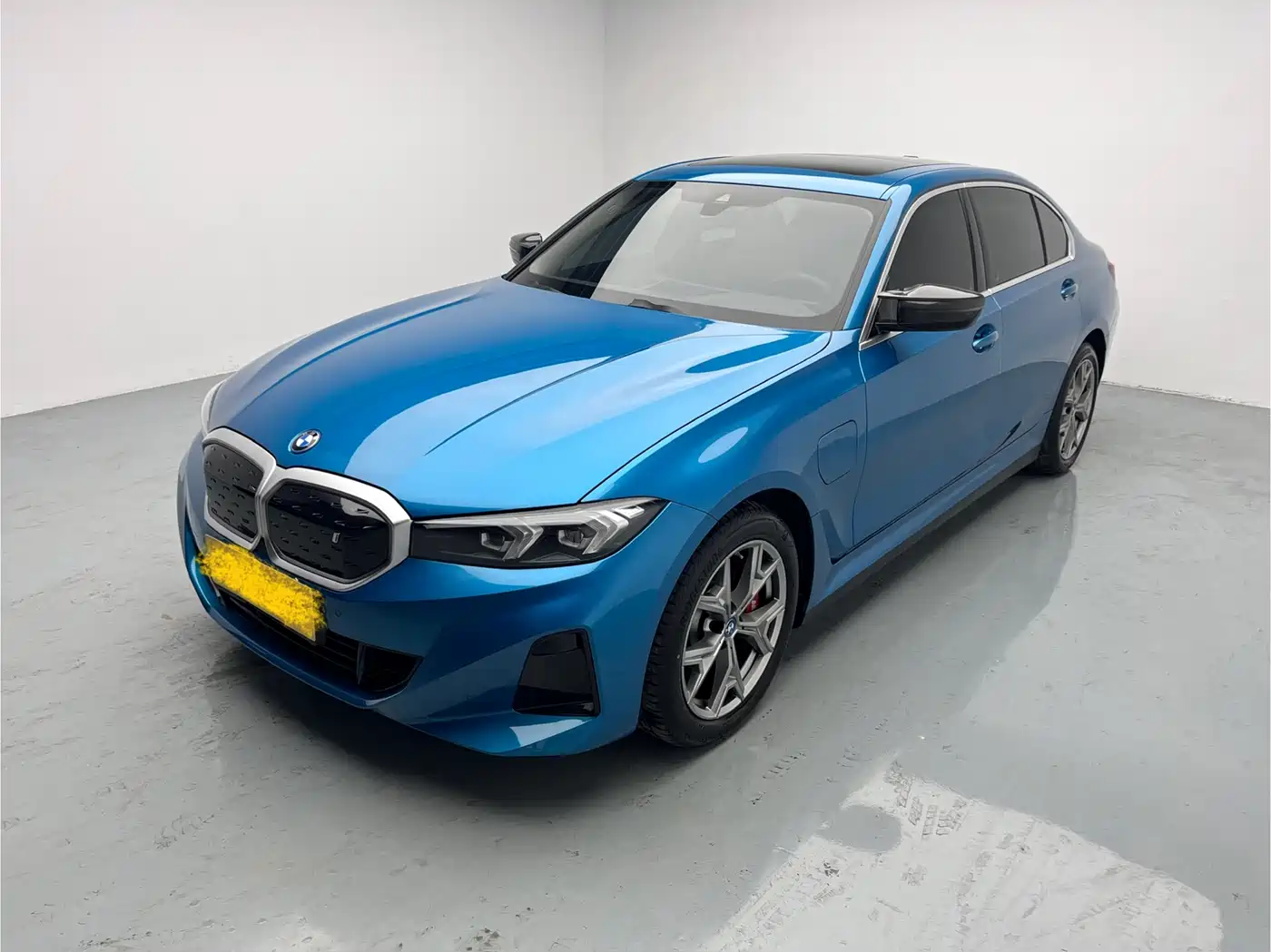 BMW i3 2022 eDrive 35 L