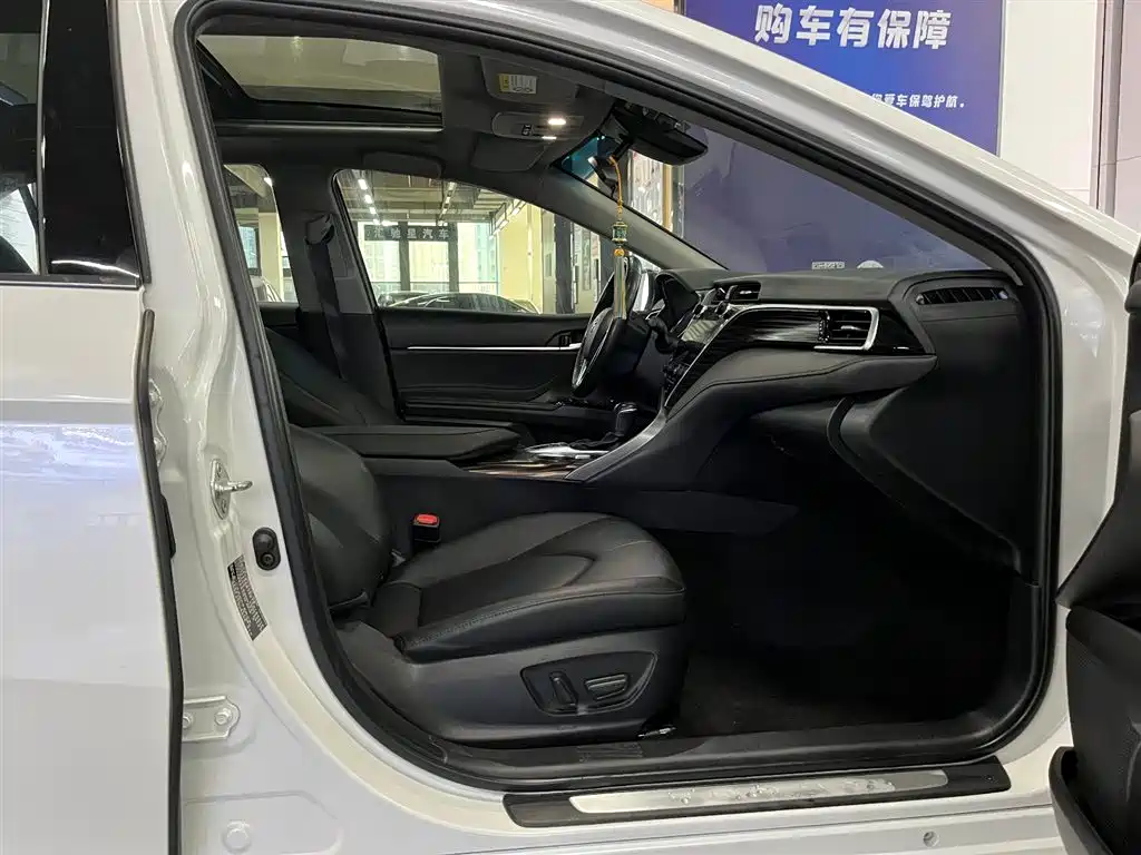 Toyota Camry 2019 2.5G Luxury (China V) фото 8