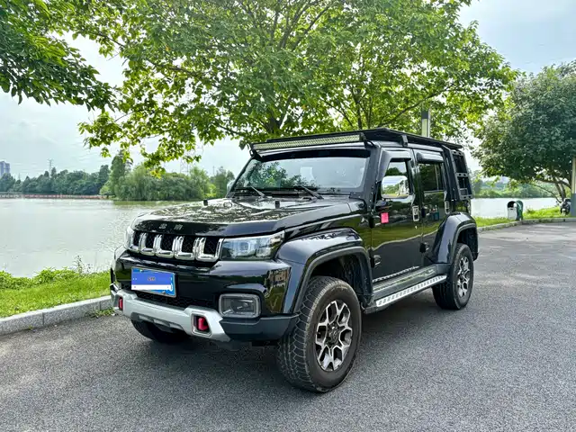  BAIC ORV Beijing Offroad BJ40 2018 PLUS 2.3T Auto 4WD Premium Edition China V