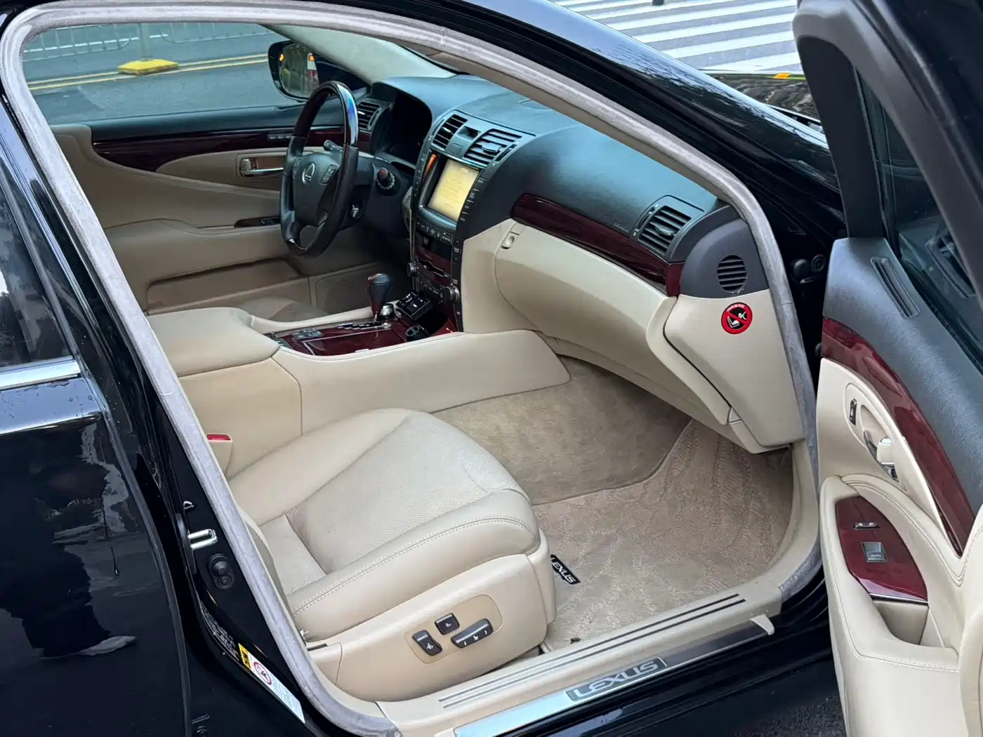 Lexus LS 2006 460L фото 8