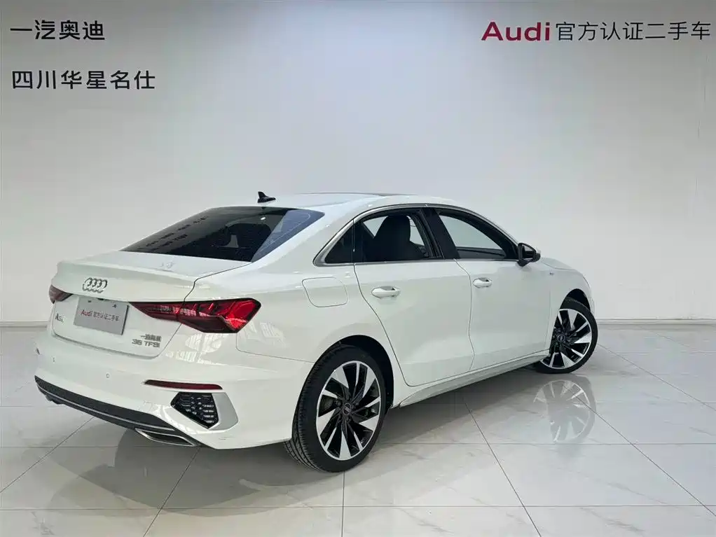 Audi A3 2024 Model A3L Limousine 35 TFSI Fashion Sport фото 4