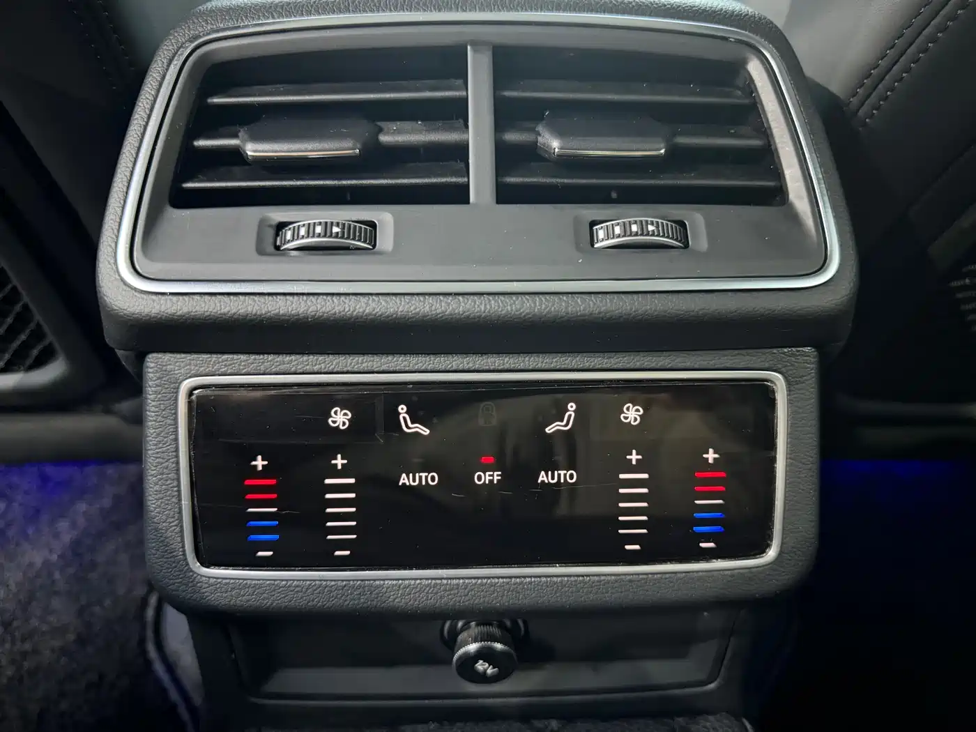 Audi A7 2023 Model 45 TFSI Premium Selection Edition фото 13