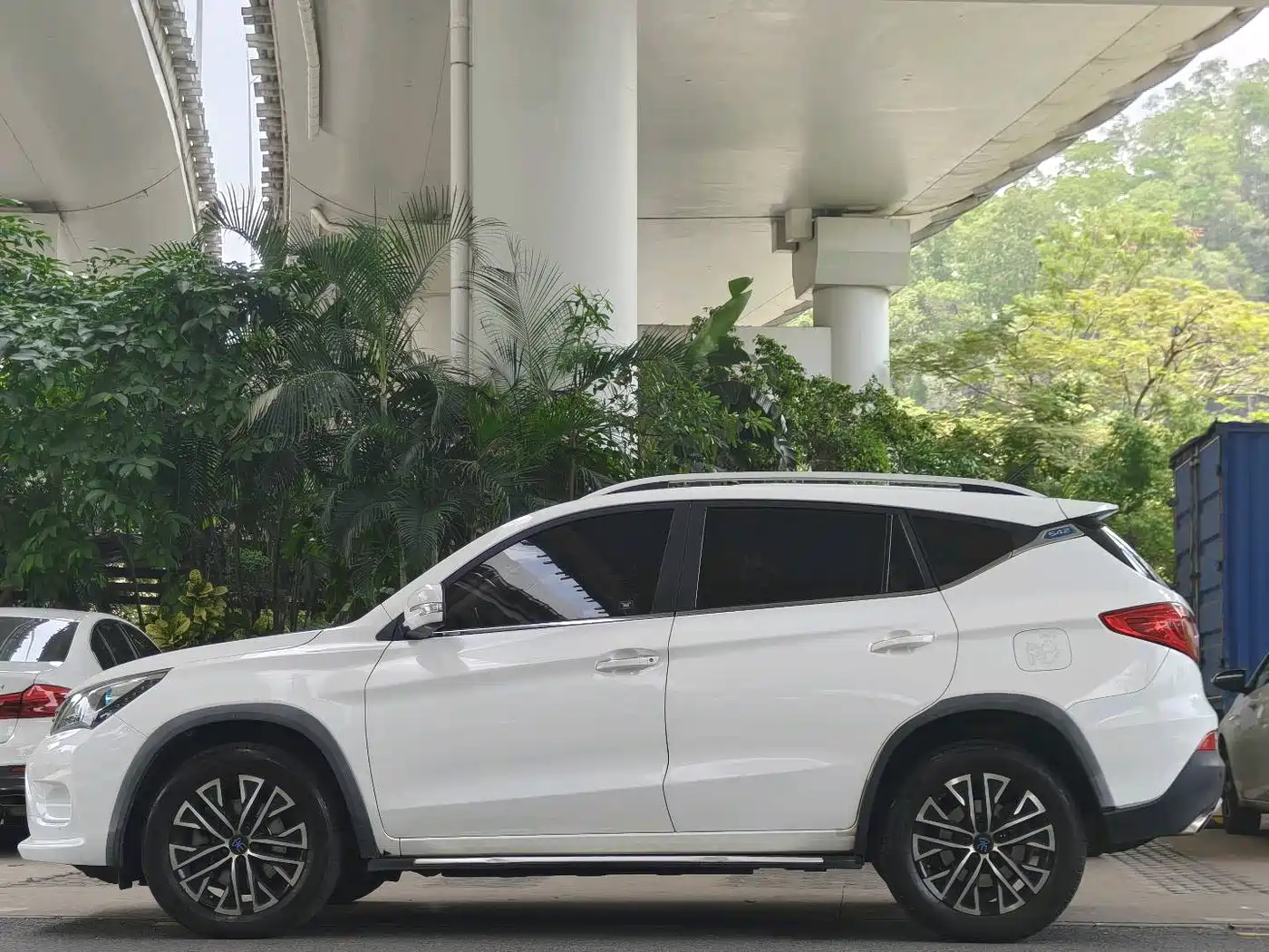 BYD Song New Energy 2017 Song DM 1.5TID Full-time 4WD Luxury фото 7