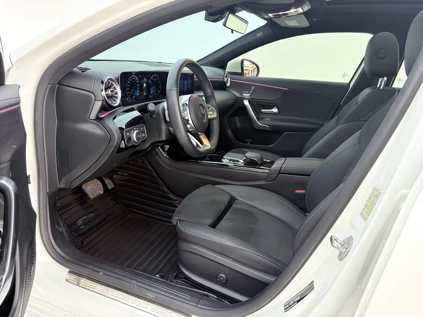 Mercedes-Benz A-Class 2021 A 200 L Sport Sedan Dynamic Type фото 4