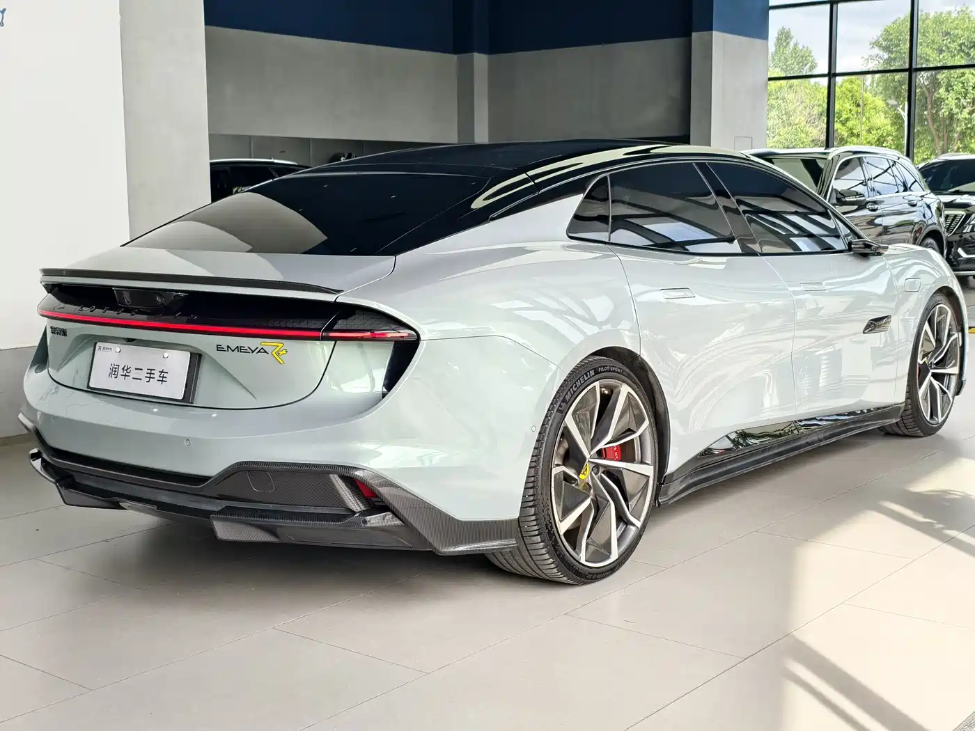 Lotus Cars EMEYA Blossom 2024 Blossom Premium Custom Limited Edition фото 5