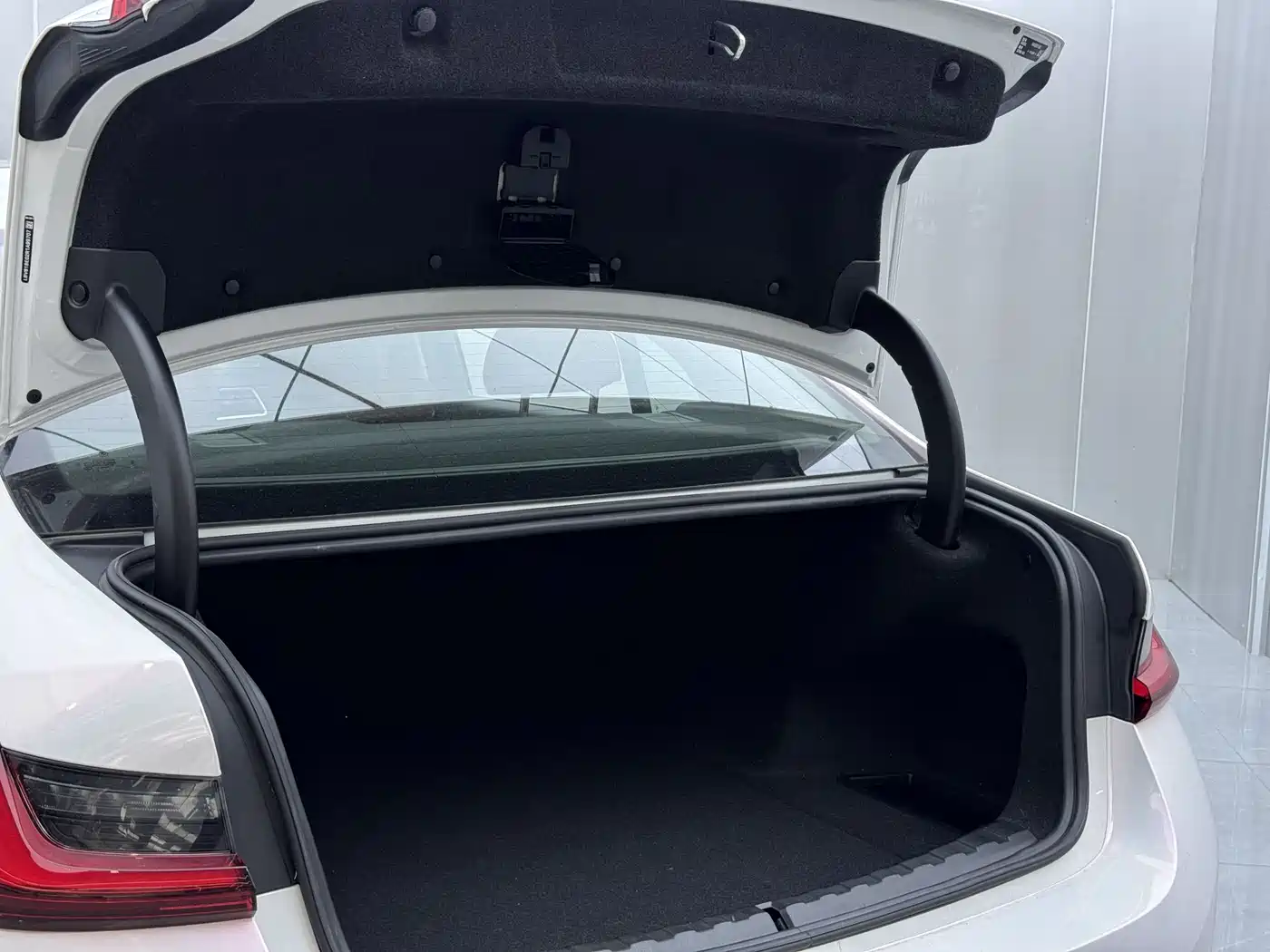 BMW i3 2024 eDrive 35 L фото 26