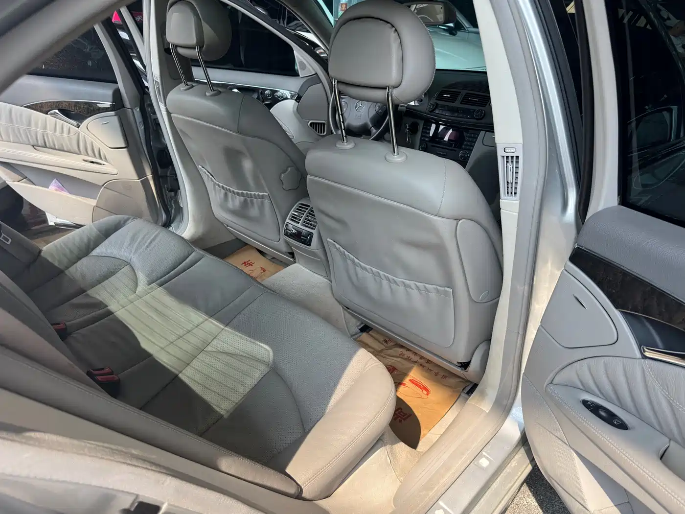 Mercedes-Benz E-Class (Import) 2004 E 240 фото 19
