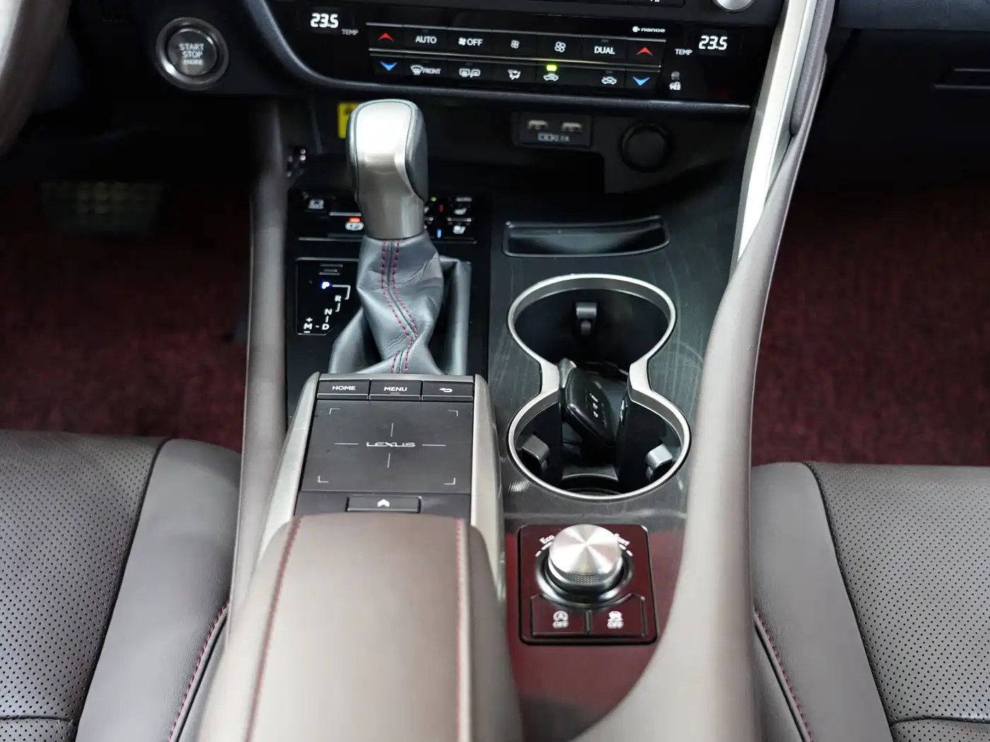 Lexus RX 2020 Facelift 300 2WD Comfort Edition фото 12