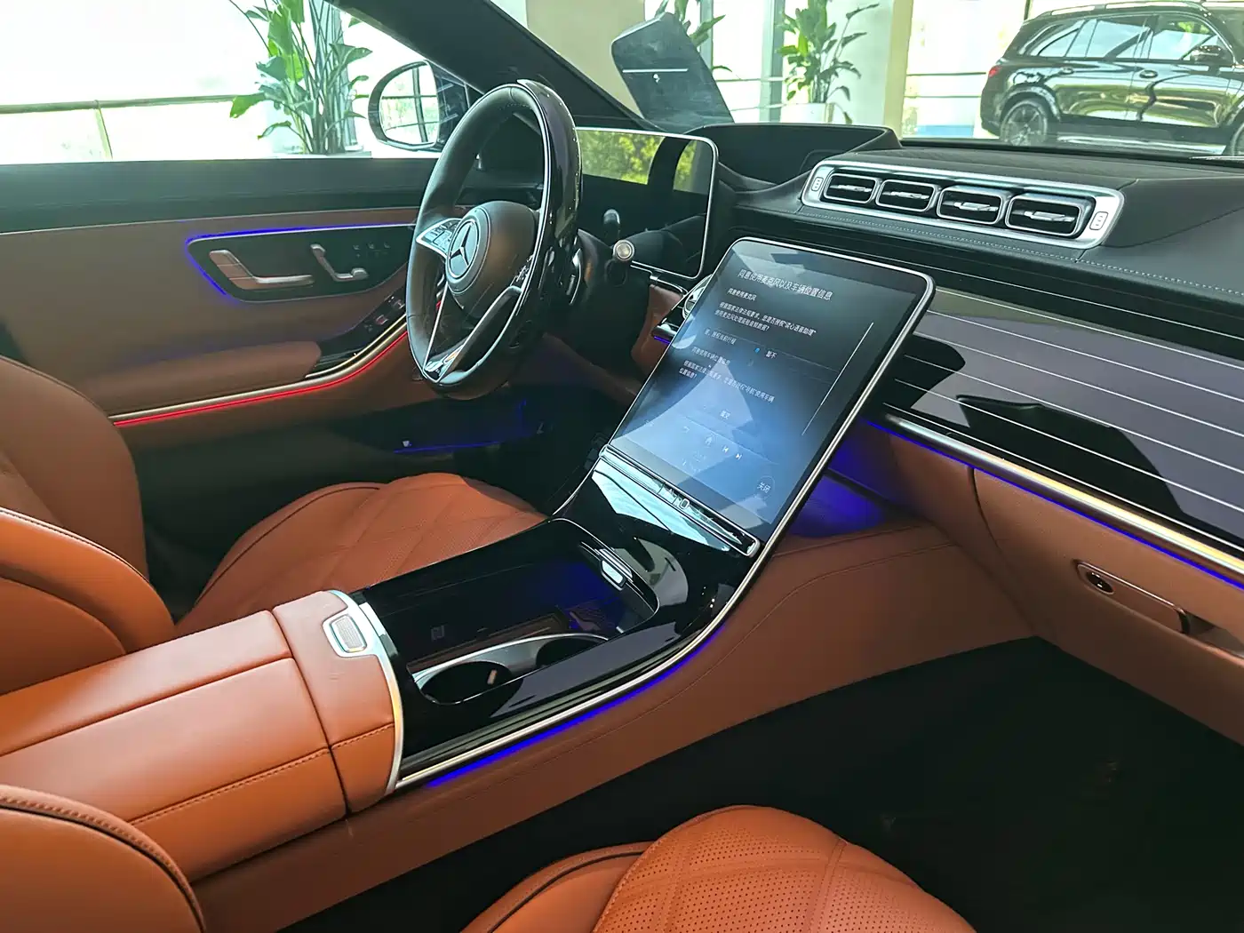 Mercedes-Benz Maybach S-Class 2026 S 580 4MATIC фото 15