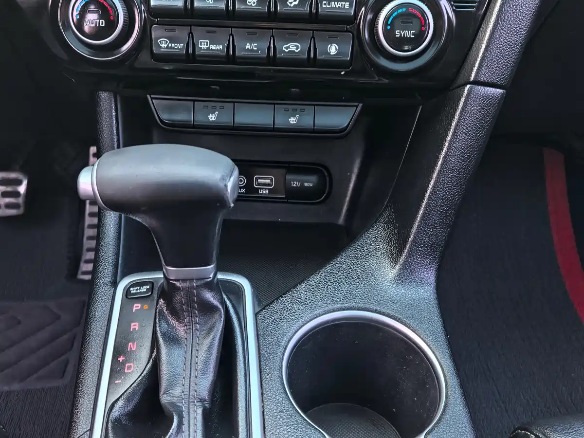 Kia KX5 2016 Model 1.6T Automatic 2WD DLX фото 13