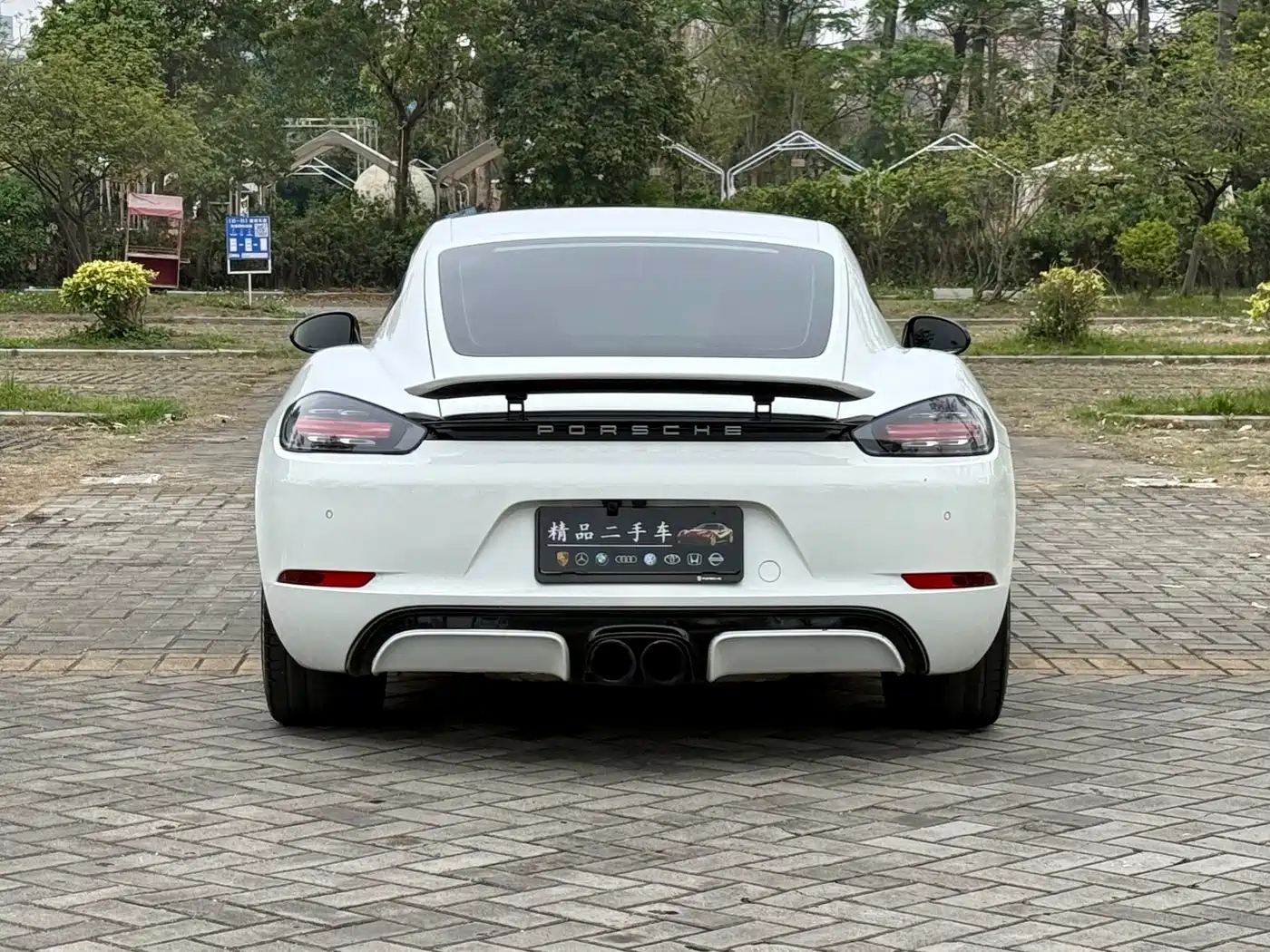 Porsche 718 2018 Cayman 2.0T фото 13