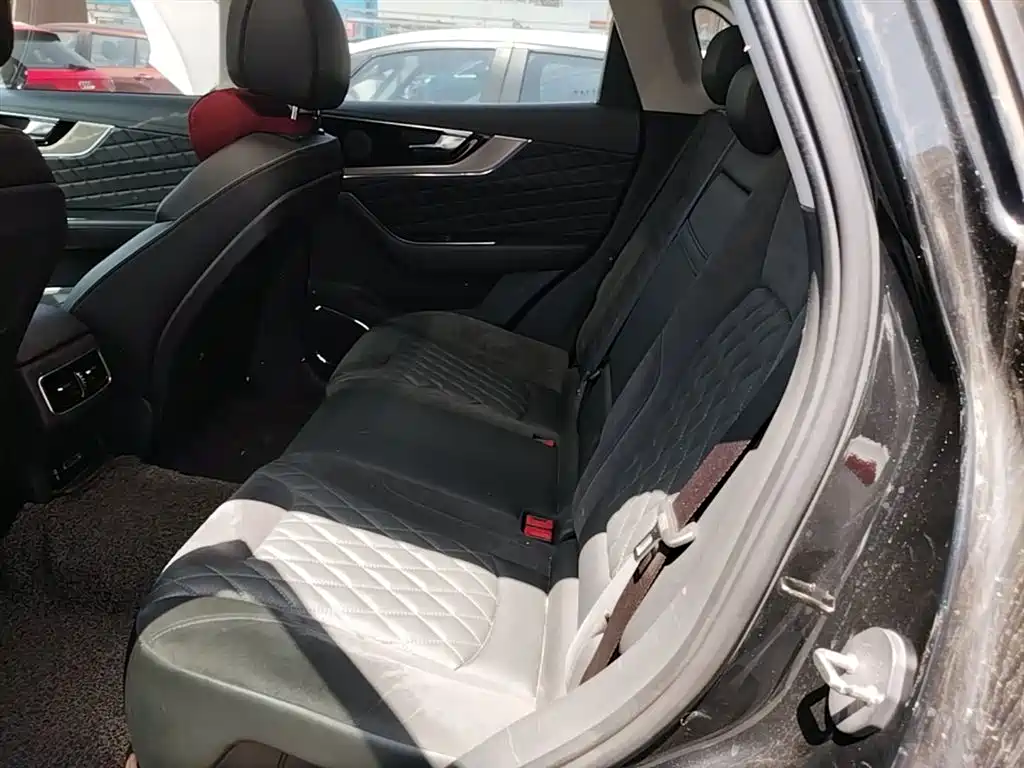 Hongqi HS5 2019 2.0T Smart Connect Enjoy 4WD Edition фото 17