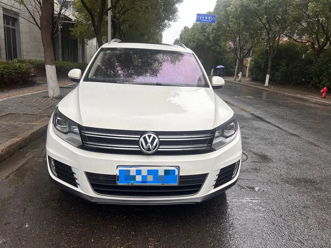 Volkswagen Tiguan 2015 1.8TSI Automatic 2WD Trendline фото 2