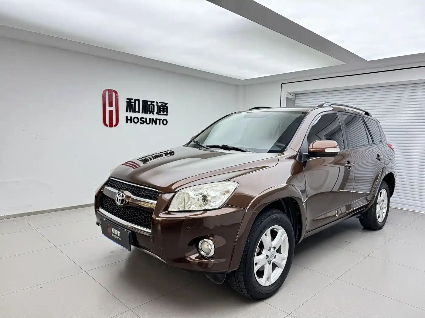 Toyota RAV4 Rongfang 2011 2.0L Automatic Luxury Edition
