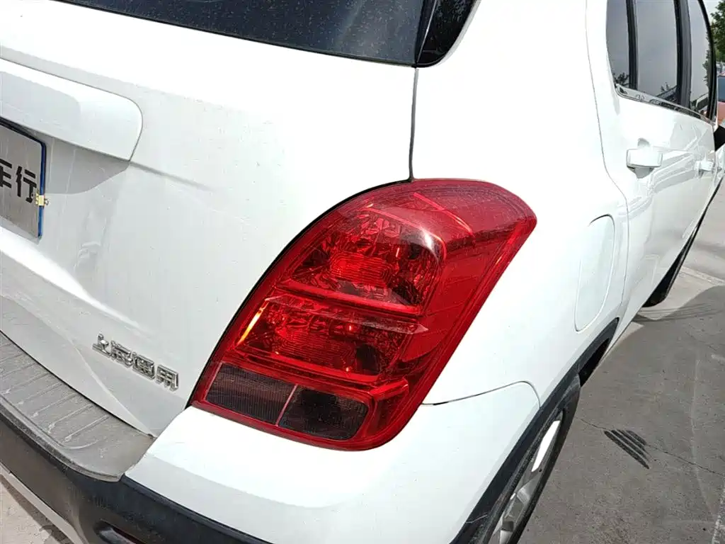 Chevrolet Trax 2014 1.4T Manual 2WD Comfort фото 24