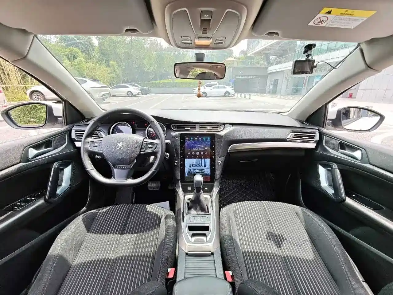 Peugeot 408 2018 Facelift 350THP Automatic Luxury фото 16