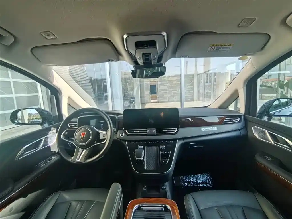 Hongqi HQ9 2024 Model 2.0T Luxury Edition фото 5