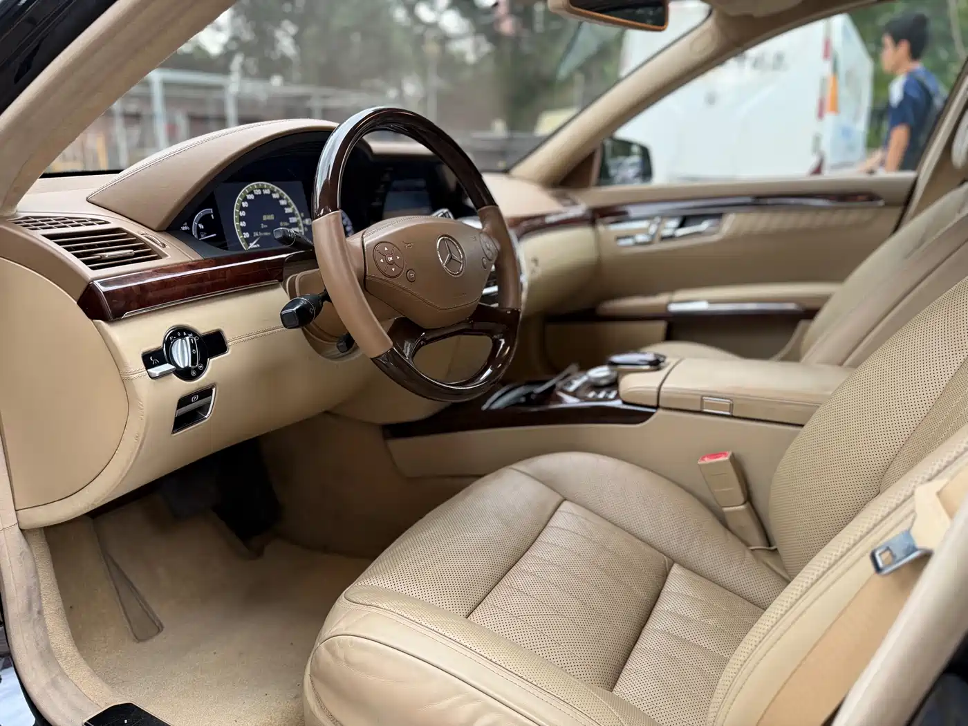Mercedes-Benz S-Class 2010 S 600 L фото 4