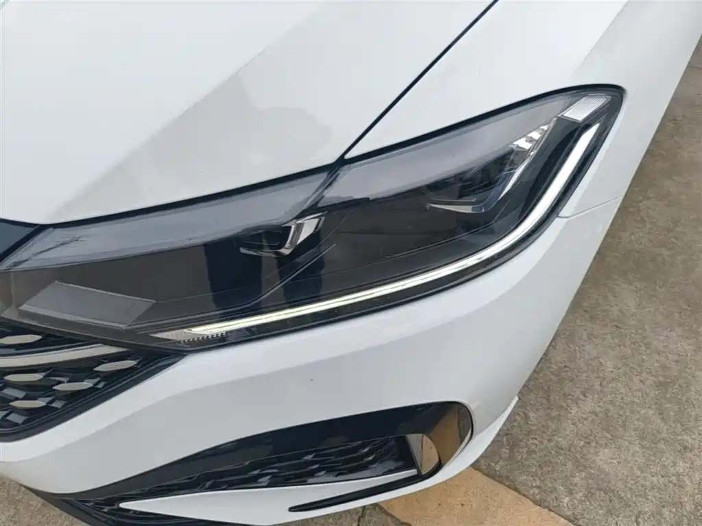 Volkswagen Lavida 2023 280TSI DSG Starlight Comfort Edition фото 24