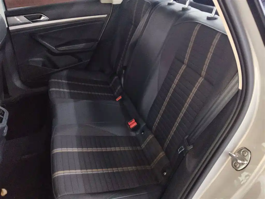 Volkswagen Lavida 2018 280TSI DSG Comfort Edition China V фото 17